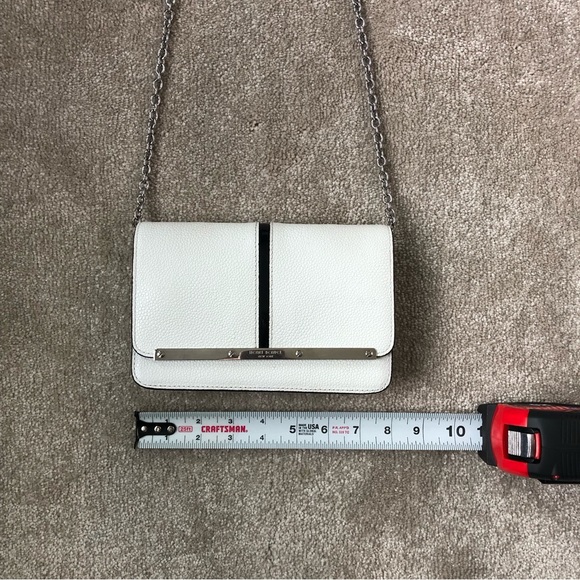 Henri Bendel White Leather Crossbody Handbag with Silver Details - Picture 14 of 15